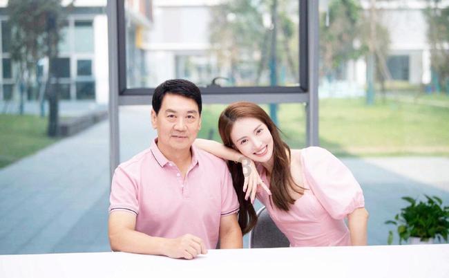 如果父母想去养老院我们该同意还是拒绝？游戏画面